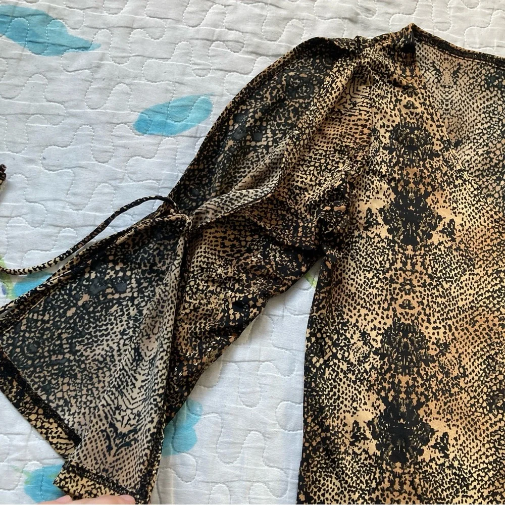 Vintage 90s Leopard Print Tie Up Rave Top π - Picture 4 of 7